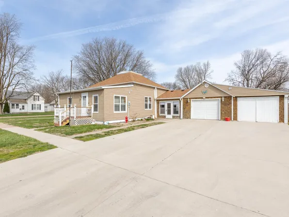 1012 Cameo St, Onawa, IA 51040