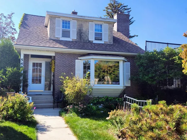 543 Roosevelt ROAD, Kohler, WI 53044