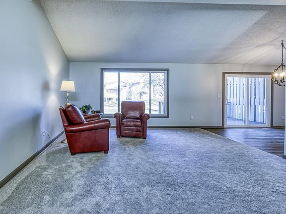 4th image of 5671 Hyland Courts Dr Unit D