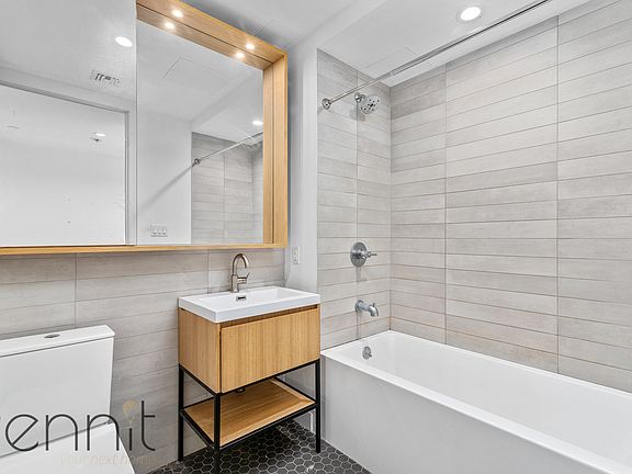 5th image of 629 Marcy Ave #602
