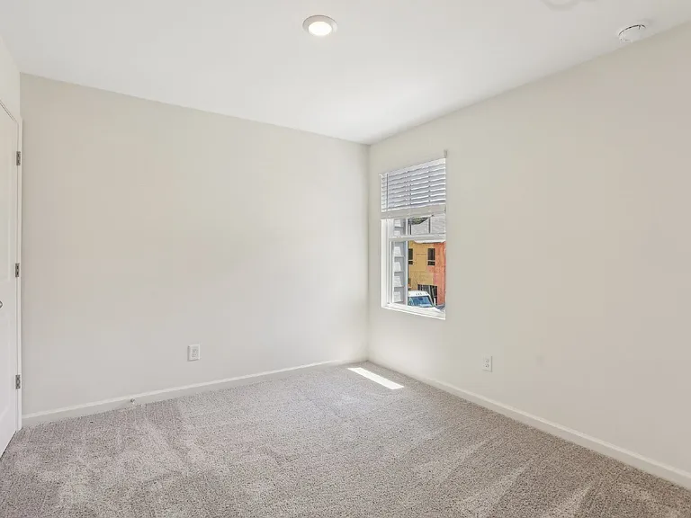 2567 Grey Hawk Dr — Photo 18
