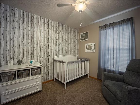 2nd image of 15709 Terry Ave