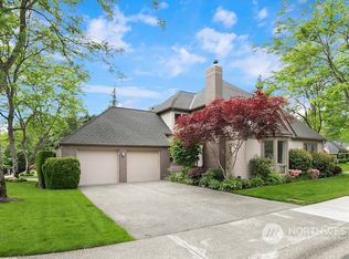 1736 Bellevue Way NE, Bellevue, WA