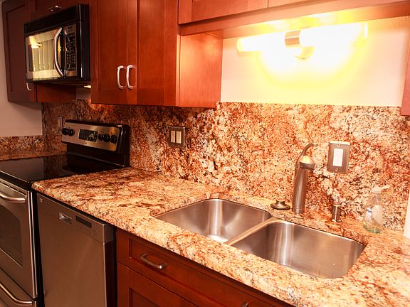 4th image of 530 Central Blvd #205