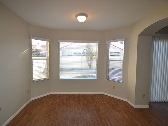 5th image of 7795 Greenlake Way