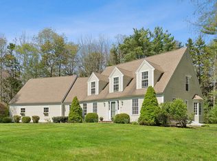 30 Fairfield Dr, Kennebunk, ME 04043