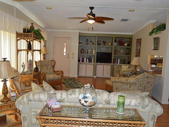 3rd image of 5378 Countrydale Ct