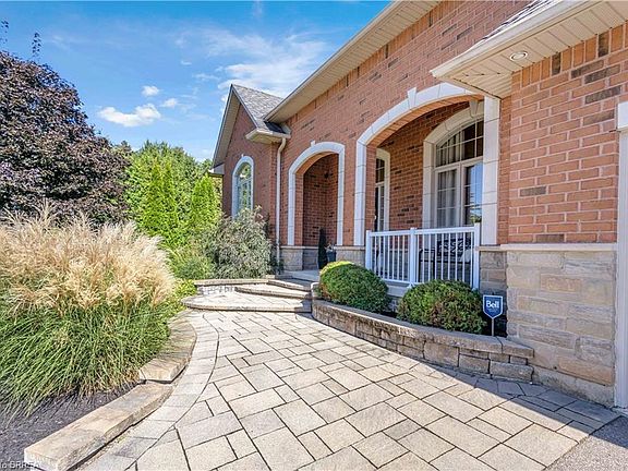 4th image of 3 Franks Ln