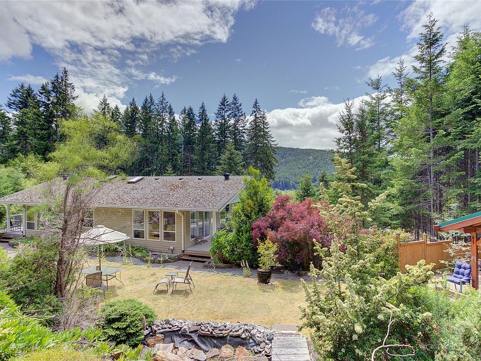 1st image of 9857 Youbou Rd