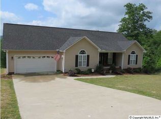 2061 Leota Rd, Southside, AL 35907