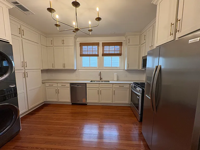 216 Orion Ave — Photo 4