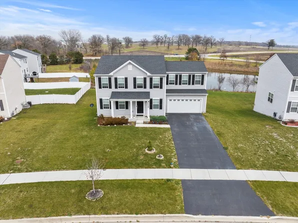 2122 Whitekirk Ln, Yorkville, IL 60560