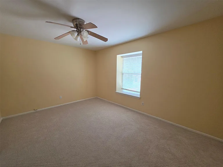 7334 Darnell St — Photo 14