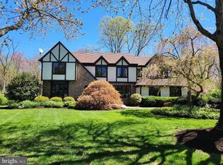 6 Indian Run, Lawrence Township, NJ 08648