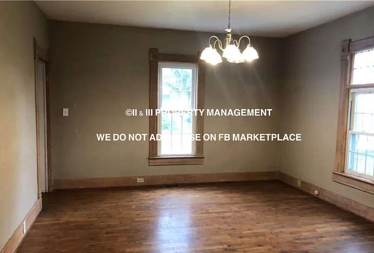 7108 W 86th St — Photo 13