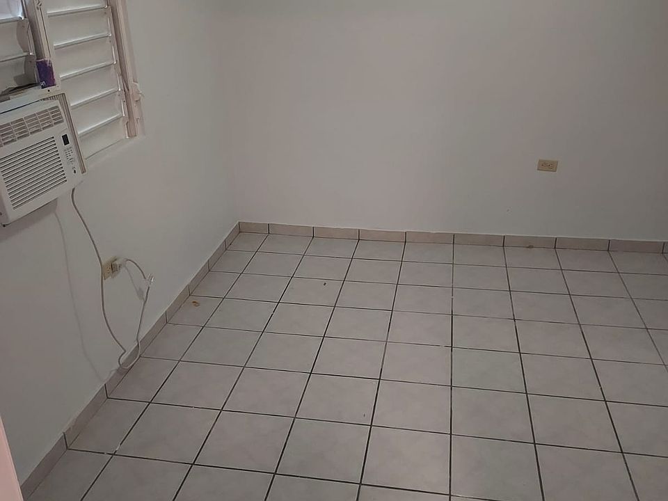 2nd image of 26 Pradera De Barrio Borinquen #26B