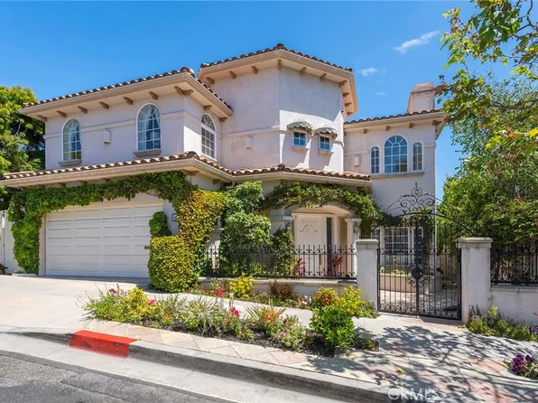 340 Hazel Dr, Corona Del Mar, CA 92625