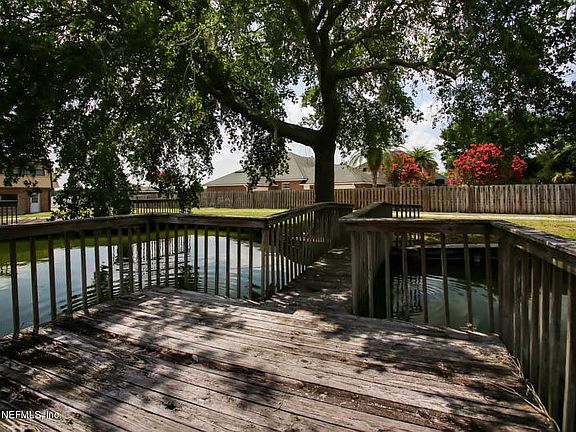 5th image of 6522 Heckscher Dr