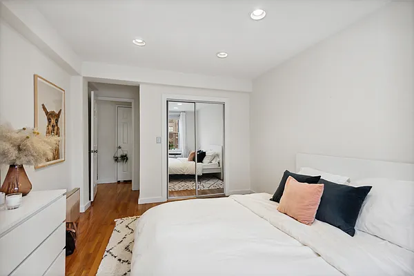 Rented by Corcoran | media 15