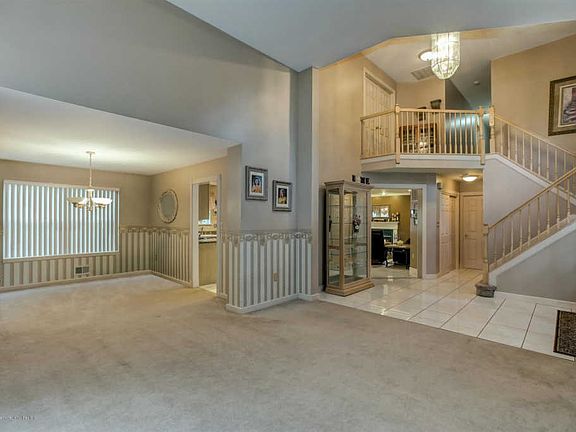 5th image of 275 Ashewood Ct