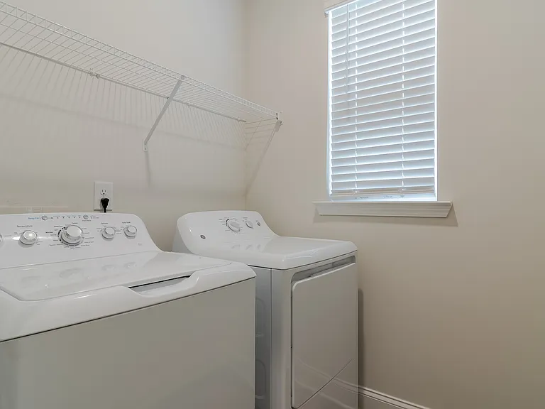 Brighton Townhomes — Photo 8