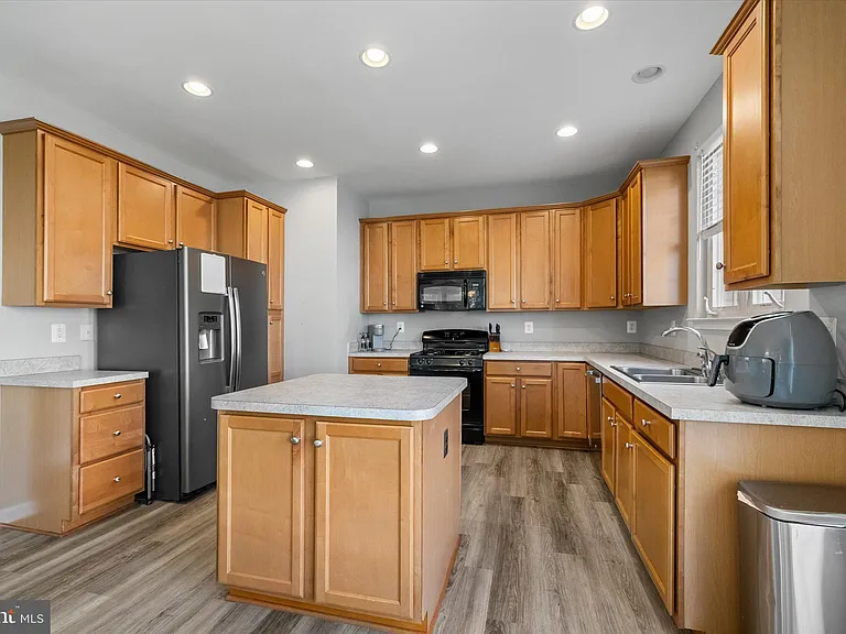 25 Hunting Creek Ln — Photo 3
