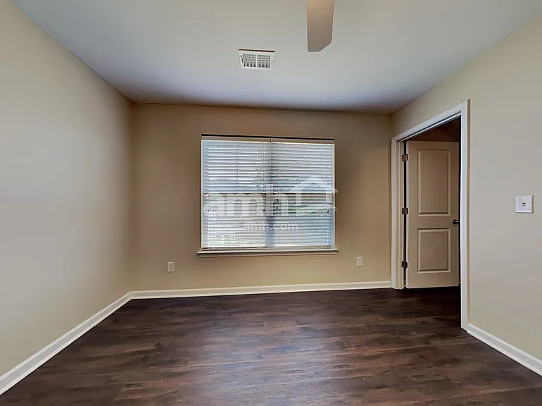 9469 Bethsaida Ct — Photo 13