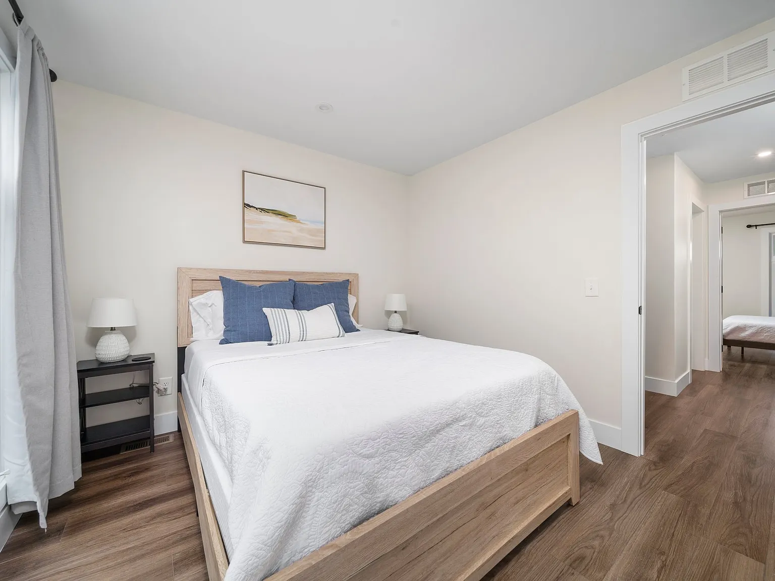 208 Gillis St — Photo 3