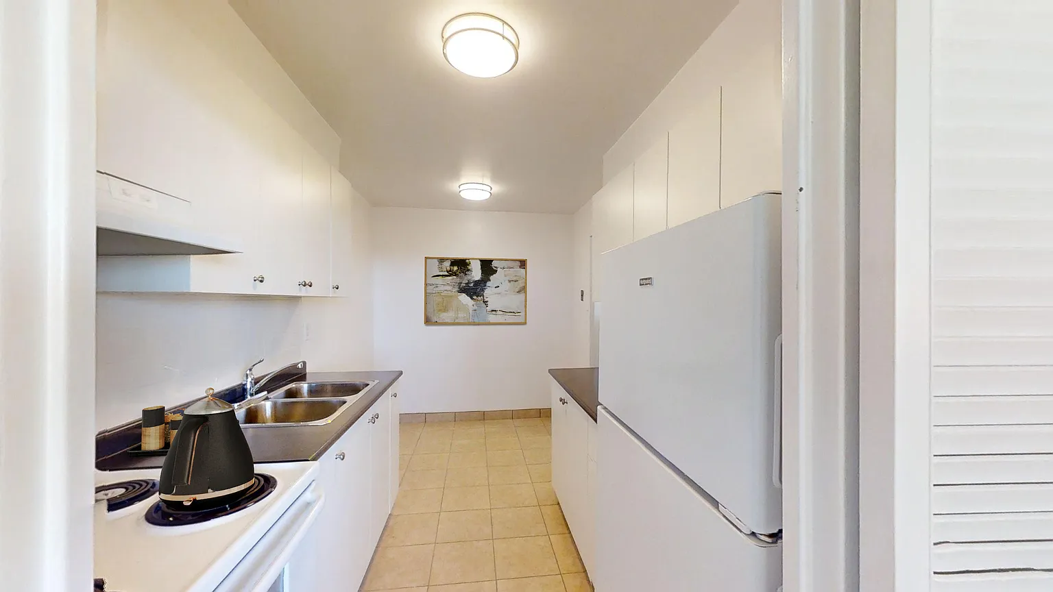 111 Inverlochy Blvd #1254503 photo 1