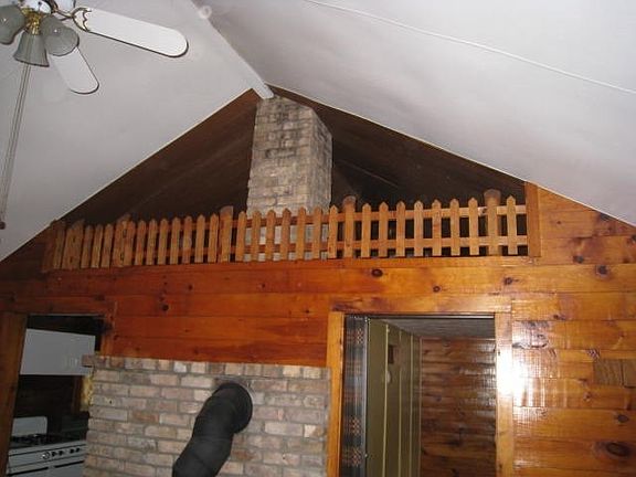 3rd image of 3059 W Albert Ln