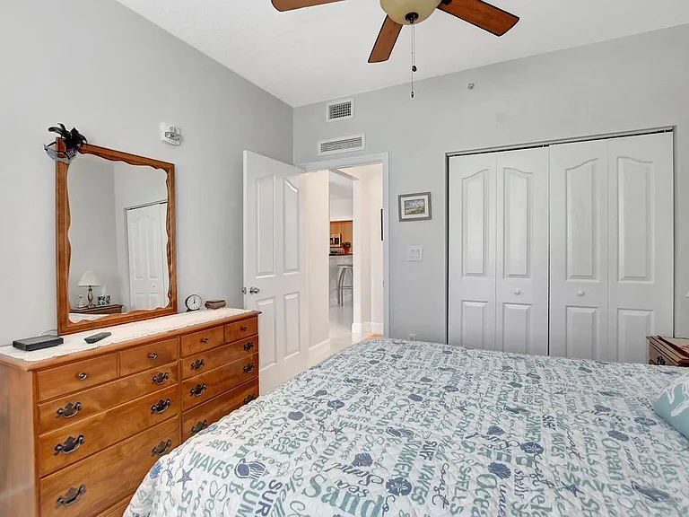 250 NE 3rd Ave #1408 — Photo 15