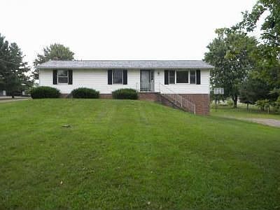 1st image of 12225 Lecrone Ave