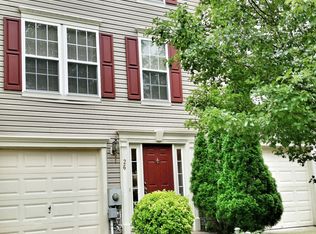26 Golf View Ct, Pine Hill, NJ 08021