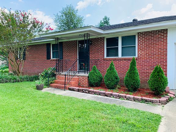 Great curb appeal
