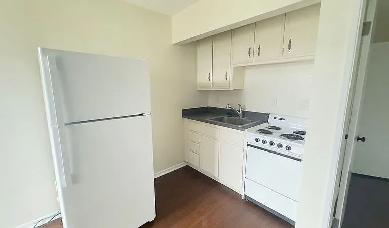 7350 Pickering Ave #17 — Photo 5