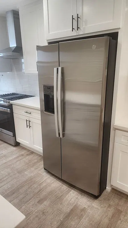 2 bed, 1.0 bath, 400 sqft, $3,000 — Photo 3