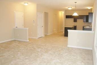 4th image of 1529 Crosswinds Dr