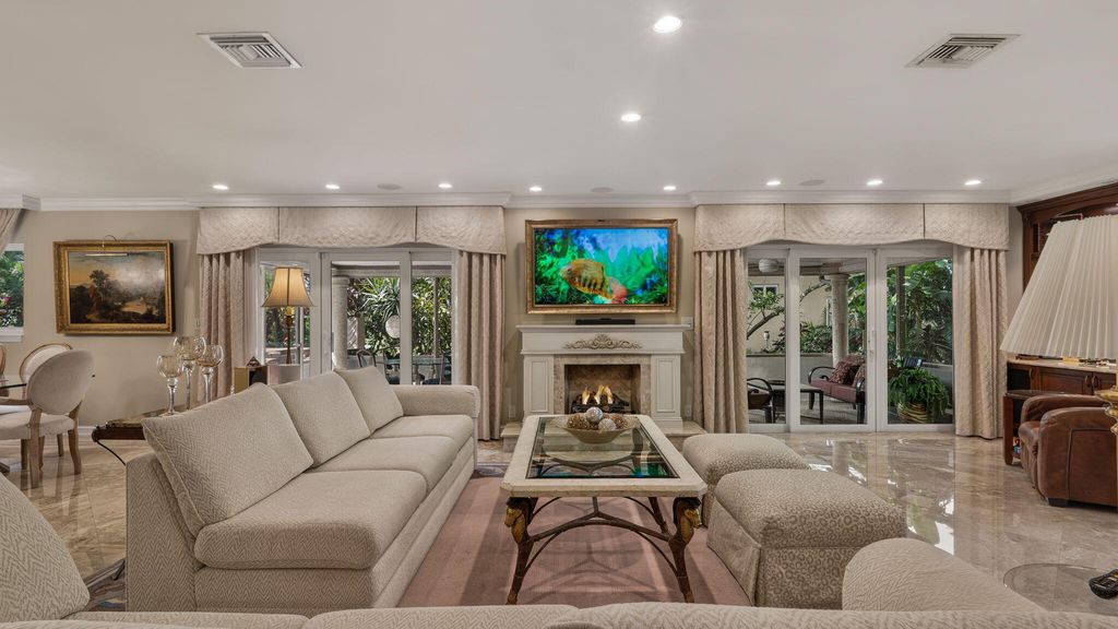 3745 OAKS CLUBHOUSE Drive #V-8, photo 8