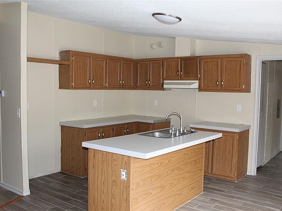 5th image of 32059 Covey Dr