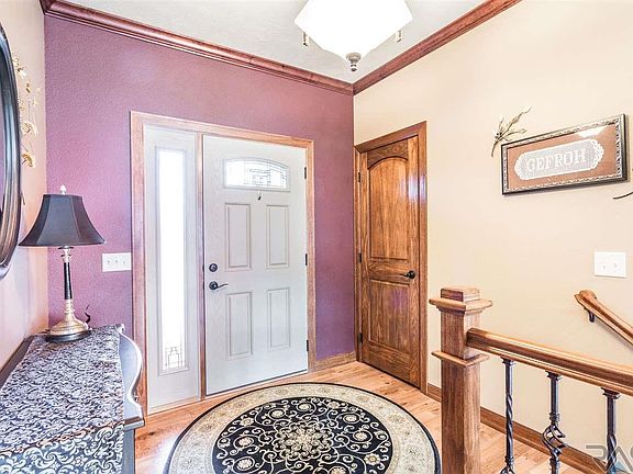 4th image of 2413 E Baxter Cir