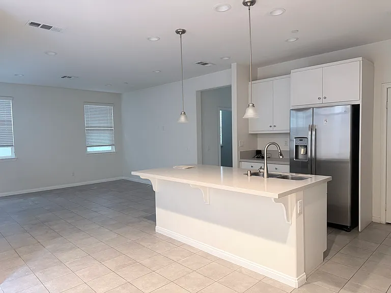 10539 Wilding Dr — Photo 3