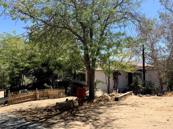 5 Patricia Ln, Wofford Heights, CA 93285