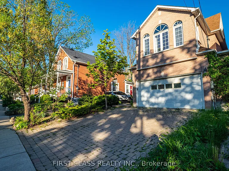 13 Princess St — Photo 2