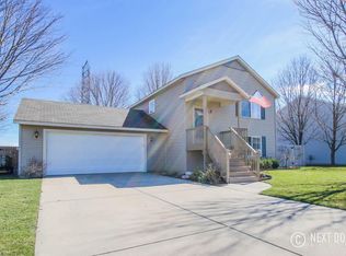 5818 Buchanan Ave SW, Wyoming, MI 49548
