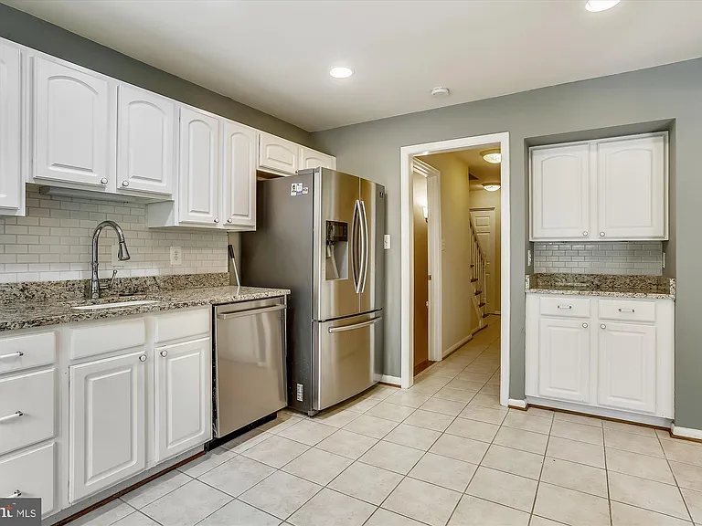1804 Golf View Ct — Photo 9