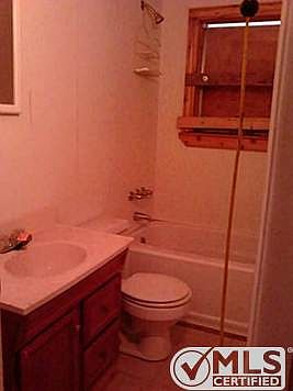 4th image of 3547 La Prada Dr