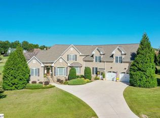 38 Shore Vista Ln, Greer, SC 29651