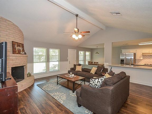 4th image of 22522 Red River Dr