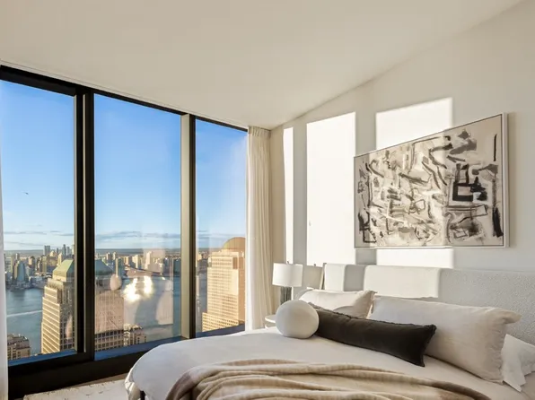 125 Greenwich Street image 1 of 12