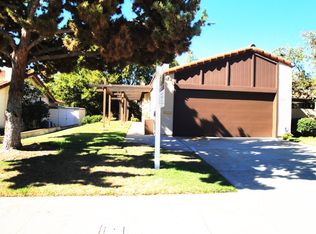 2033 David Dr, Escondido, CA 92026